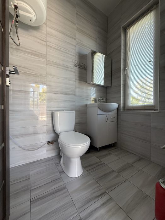 Довгострокова аренда затишного будинку - с.Братське