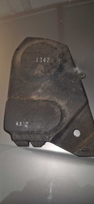 obudowa rozrzadu gorna audi 80 b4 coupe cabrio 2.0 abt,abk