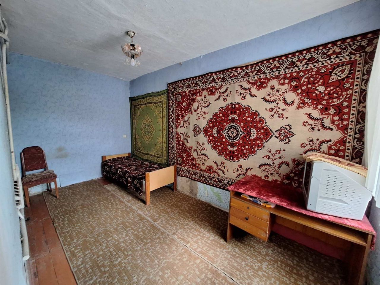 Продаж частини будинку
В будинку 3 кімнати,