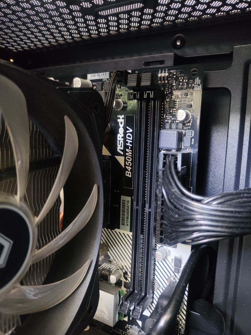 Оперативна память ddr4 16 32 gb b450 se 214 af 120c  zh12 комплектуючі
