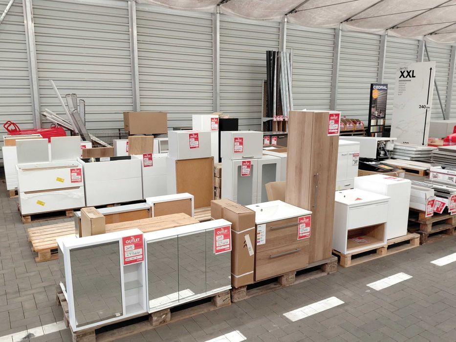 OUTLET Meblowy NAWET DO -75%! - szafki, meble łazienkowe, akcesoria