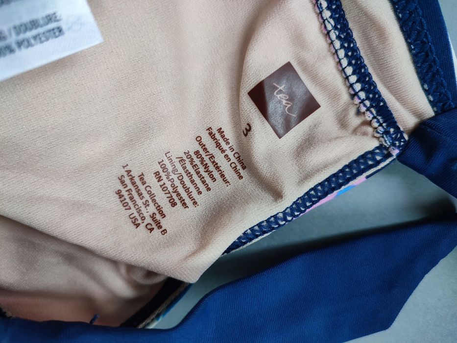 Nowy strój kąpielowy dla dziewczynki