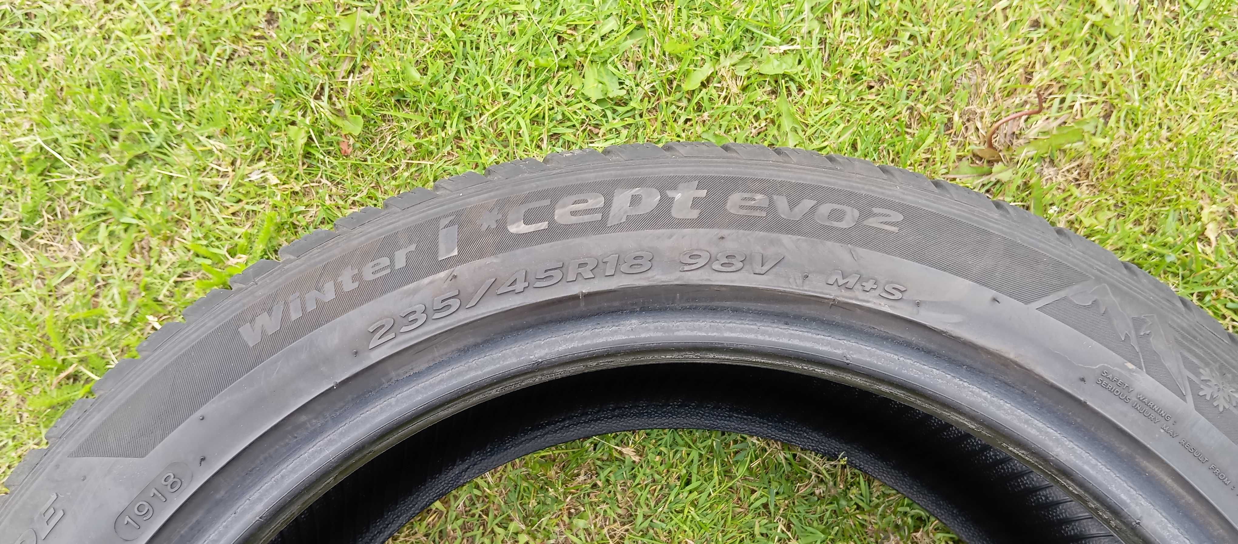OPONY Hankook Winter icept evo 2 235/45/18 98V