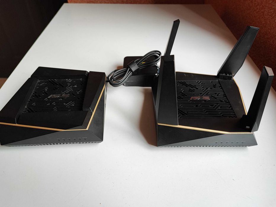 Бездротовий маршрутизатор ASUS RT-AX92U Wi-Fi 6, Tri-Band, AiMesh