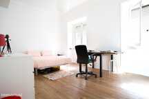 1471 - Quarto com cama de casal em apartamento...
