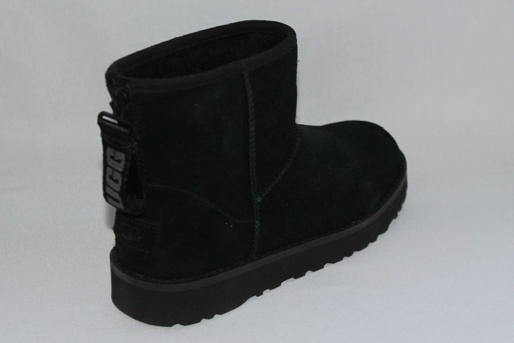 UGG Classic Mini Logo Zip USA--6--EU-36-37--устілька--24 см