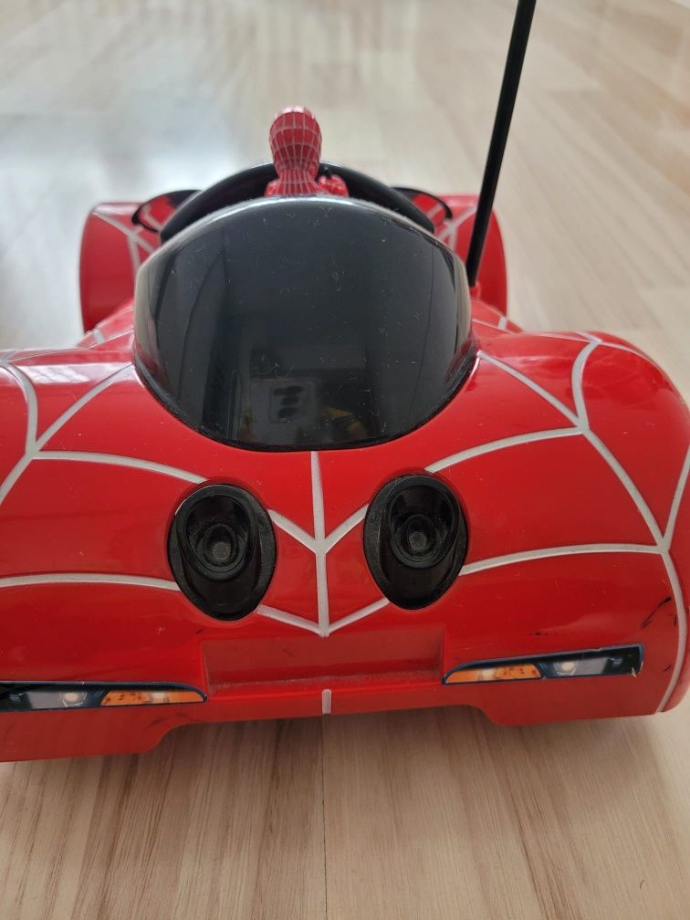 Autko Spider Man sterowane na pilota