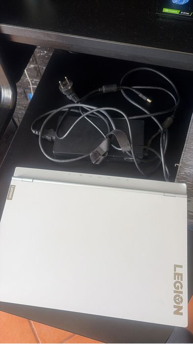 Portátil Lenovo Legion 5 com Rtx 3060, AMD Ryzen 7 5800H, 500GB