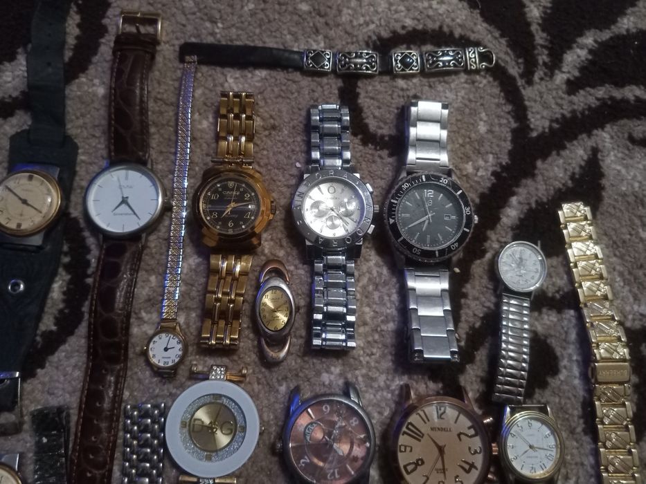 Набір годинників на запчастини і робочі