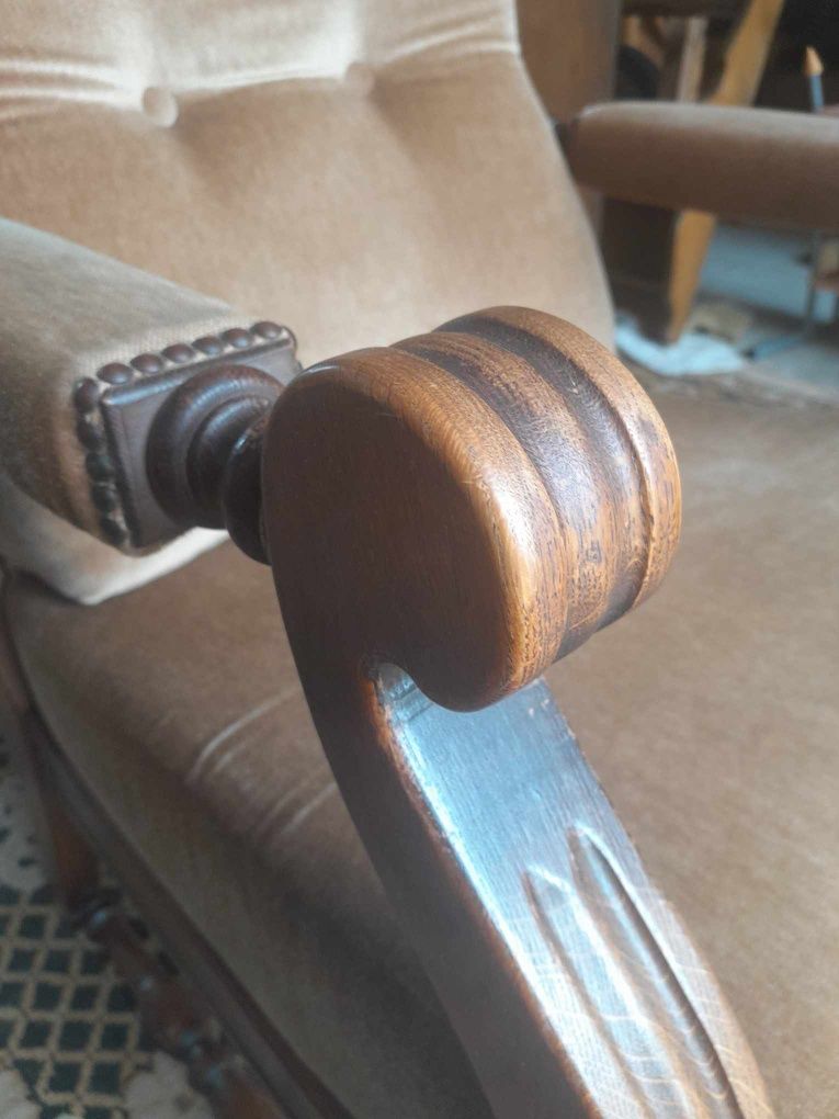 Piękny drewniany  fotel