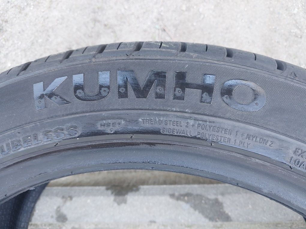 Kumho Ecsta HS51 215/45R17 91 W