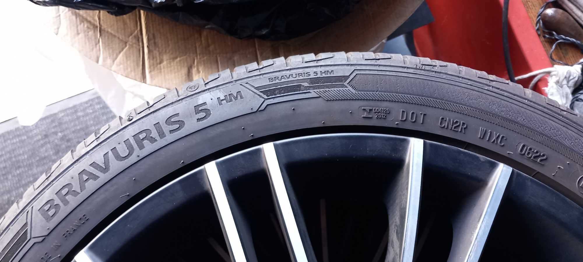 Opony letnie 4x Barum BRAVURIS 5HM 235/40R18 95Y XL, 2022r. Bdb