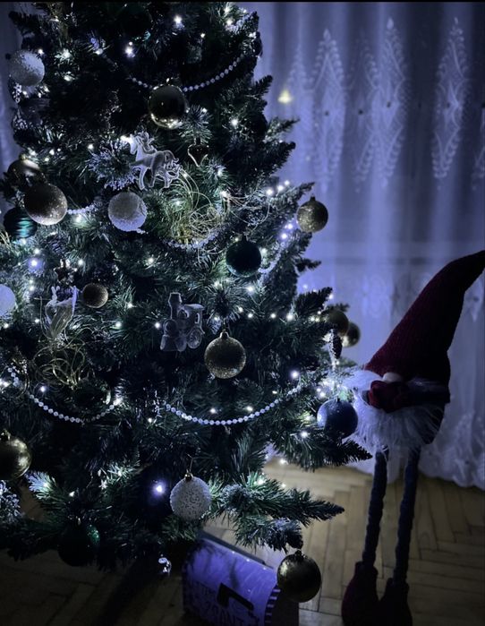 Штучна ялинка , ялинка б/у , 1.60 висота , пишна ялинка , новорічна