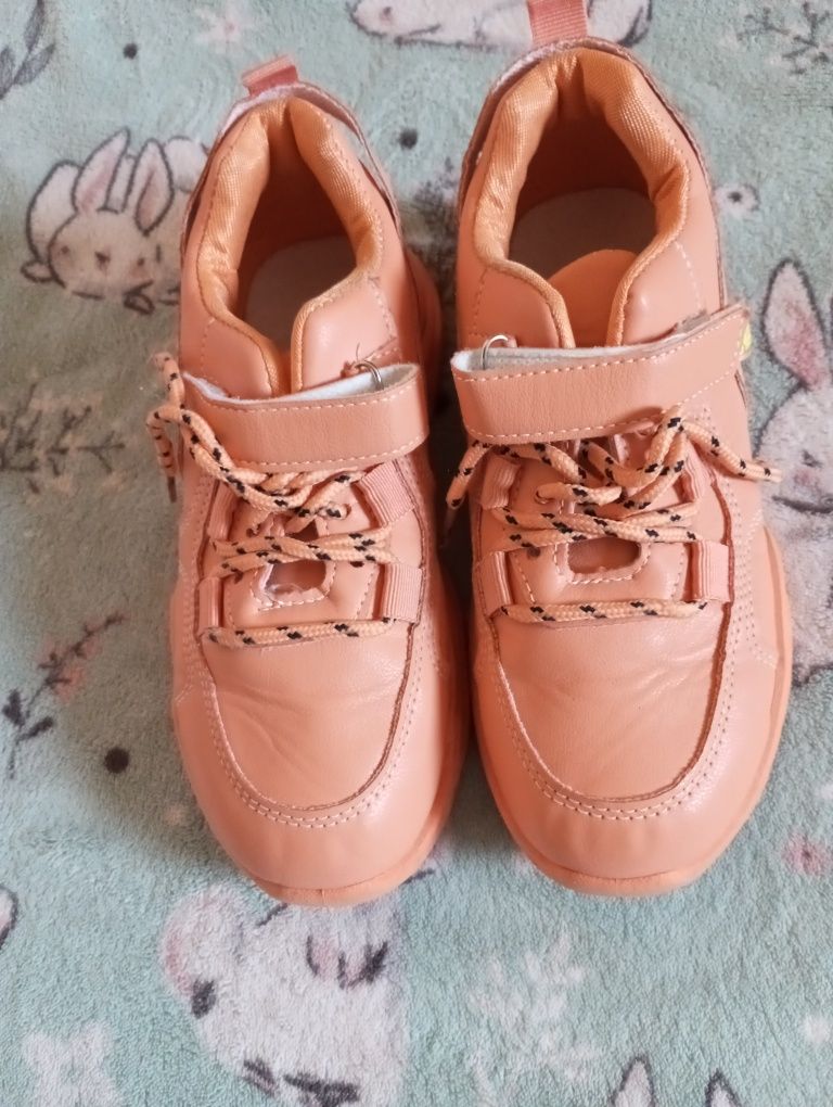 Pomarańczowe sneakersy r.35