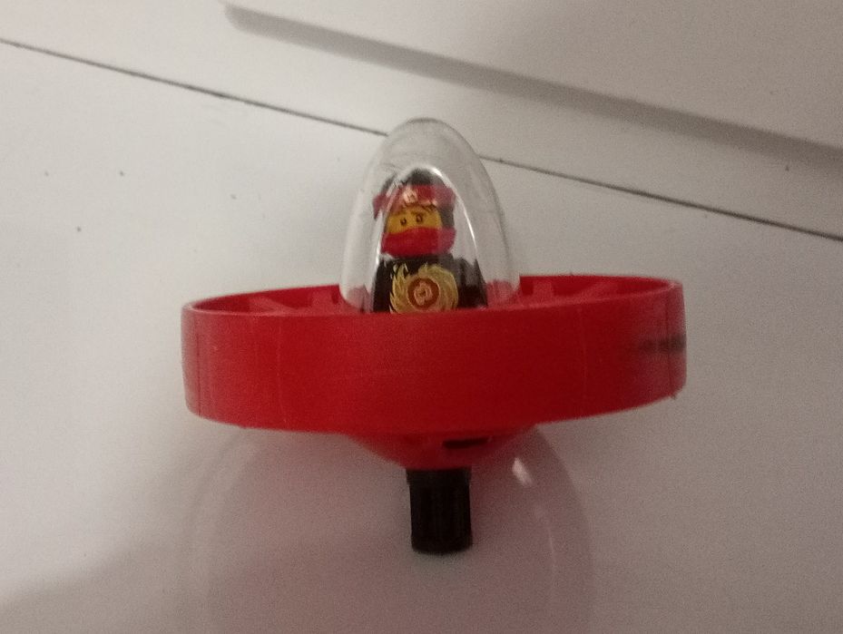 Іграшка із лега ніндзя крутжитцо