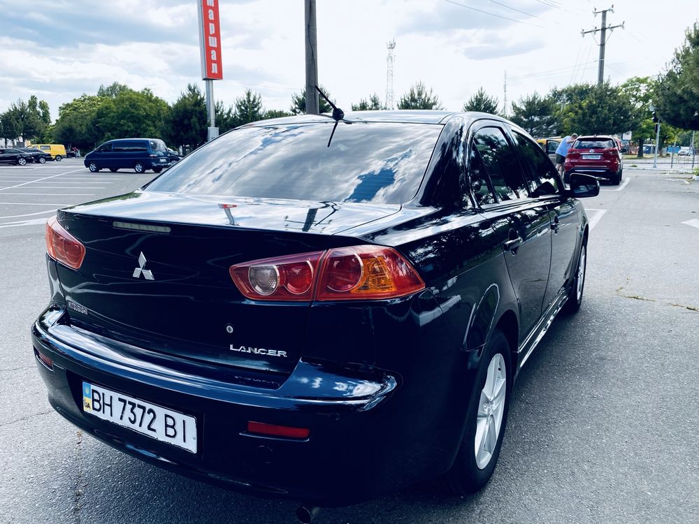 Mitsubishi Lancer 10
