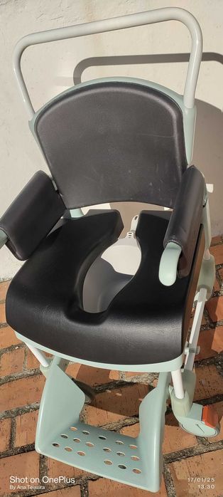 Cadeira Sanitária para banho ETAC Clean, versão Confort
