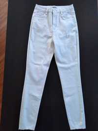 Nowe jeansy damskie rozm. 36/S Queen Hearts białe rurki slim