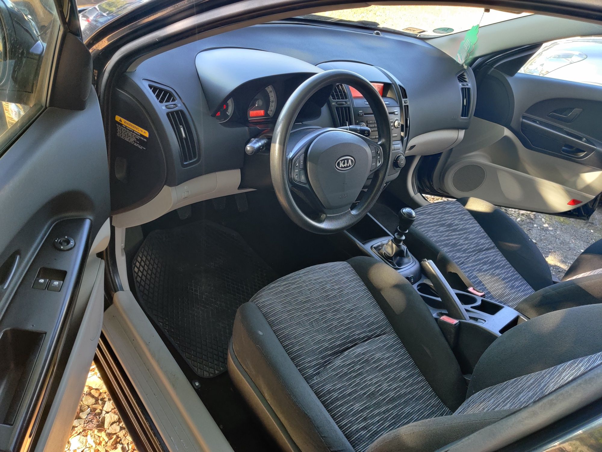 Kia cee'd 1.4 benzyna gaz LPG / sprawna klima / nowy przegląd
