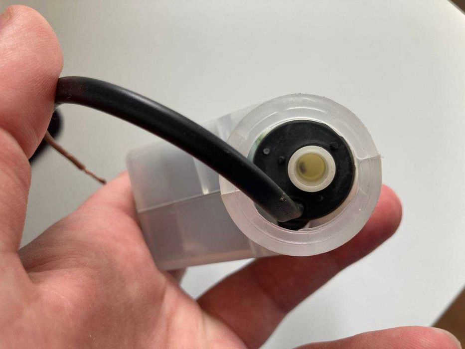 Клапан для шланга подачи воды для посудомойной машини Bosch aquastop