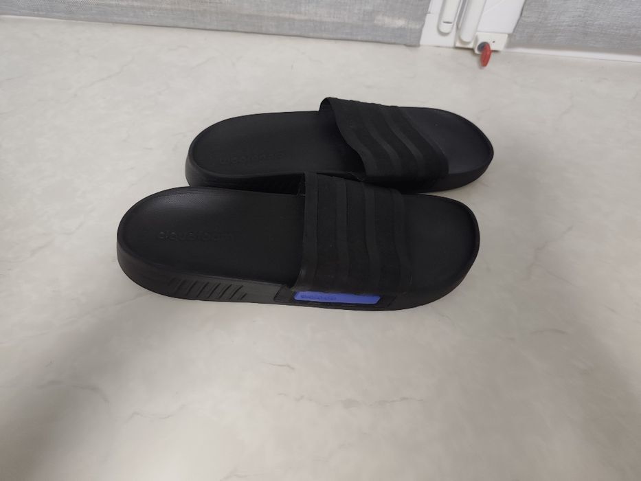 Шльопанці adidas