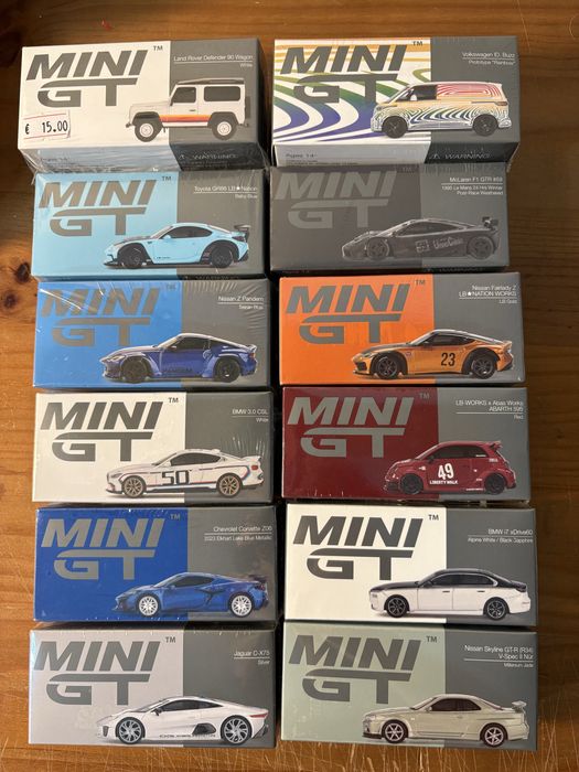 Miniaturas 1/64 Mini GT