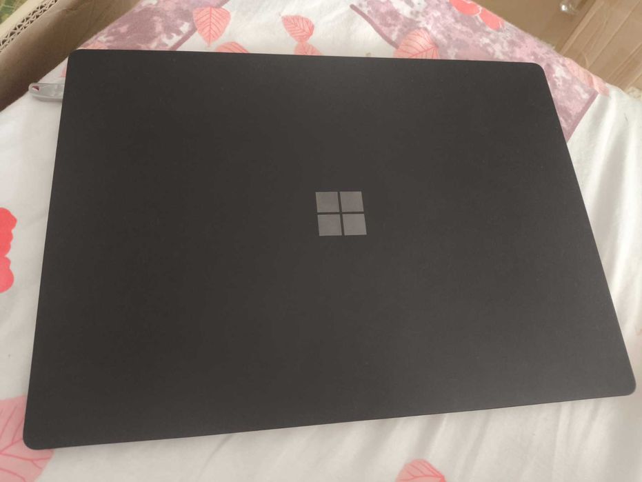 Microsoft Surface Laptop 3 15", Intel i5, 8gb, 256gb SSD, сенсорний