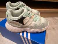 Sprzedam buty sportowe marki Adidas Yung-96