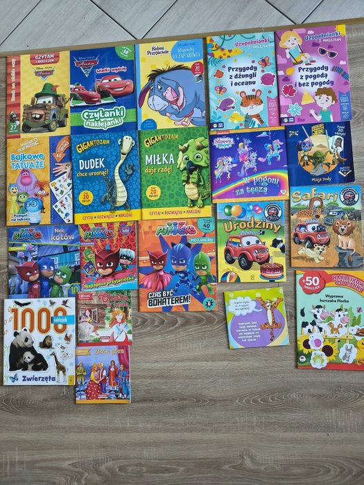 Książeczki czytanki 24 sztuki