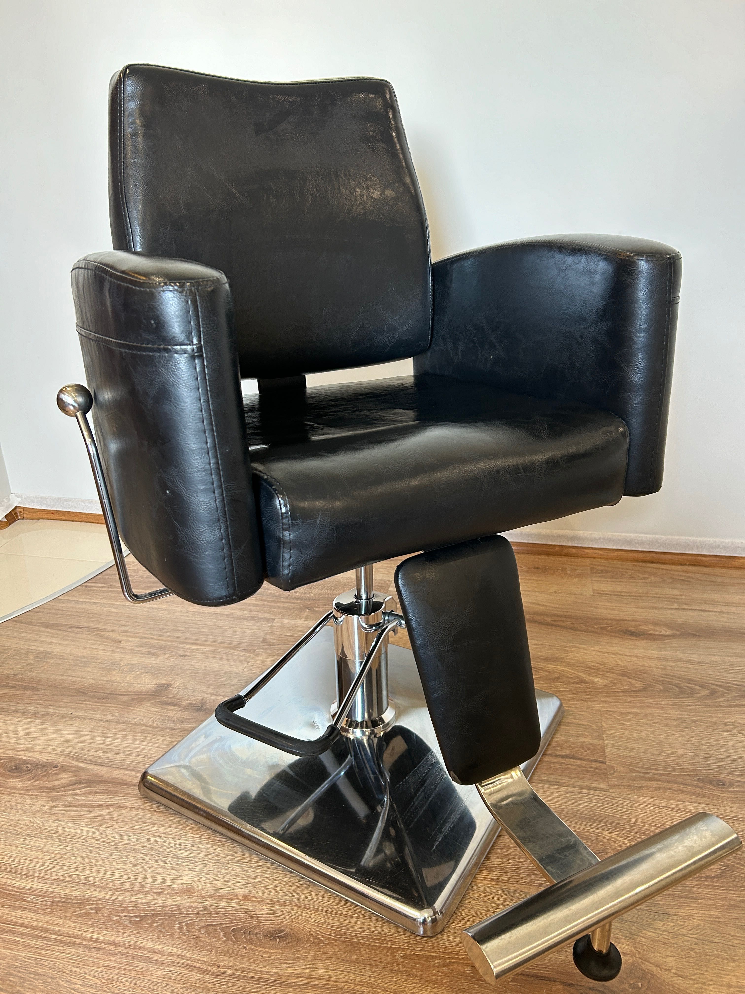 Fotel barberski gabbiano