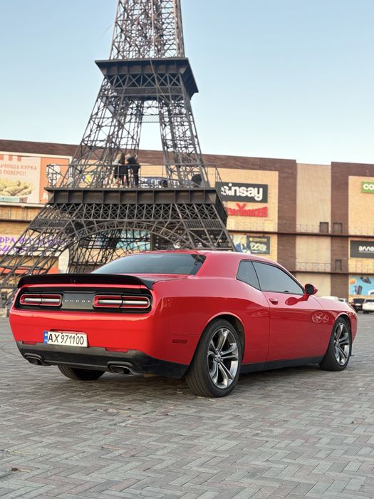 Dodge Challenger