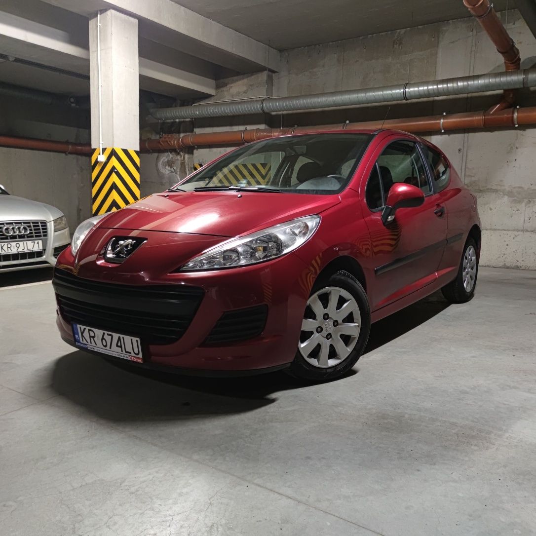 Peugeot 207 1.4 benzyna Lift Salon PL Bezwypadkowy 47tys Przebiegu