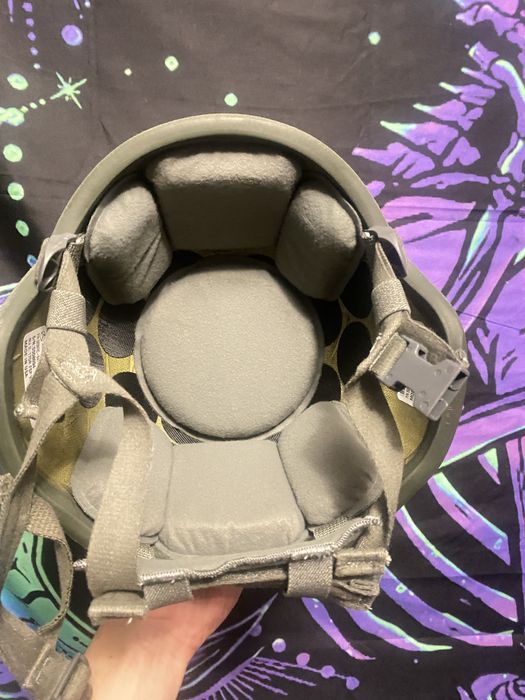 Шолом захисний ach, mich