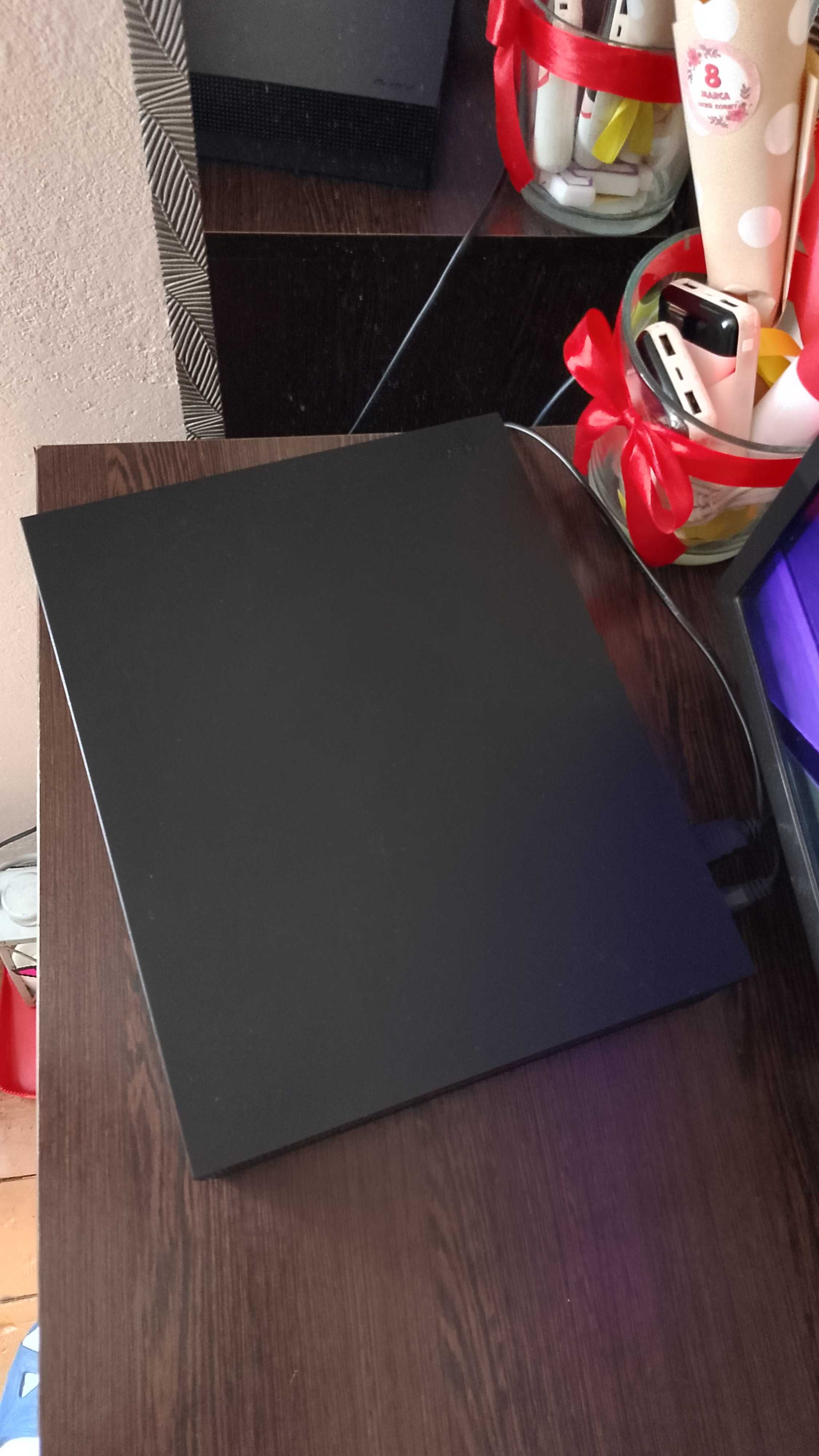 Sprzedam Xbox one 1T