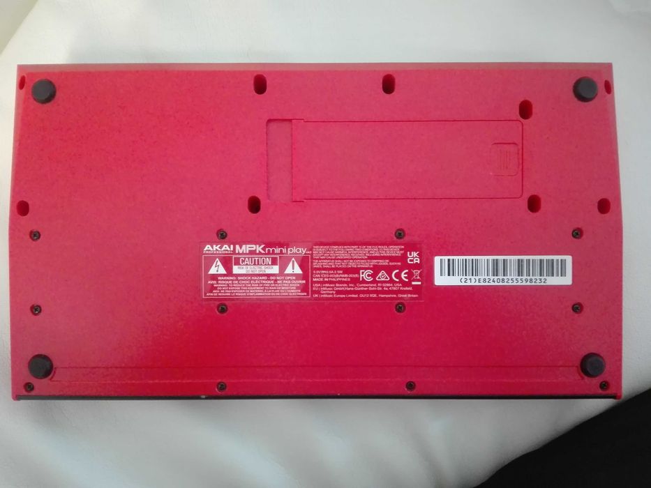 Akai MPK mini play - controlador midi