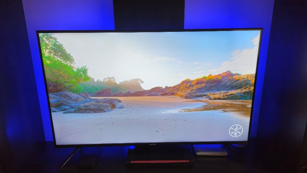 Smart tv silver 50