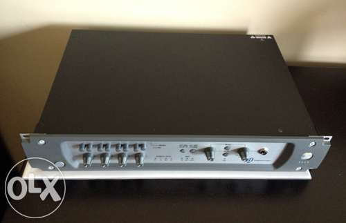 Placa de Som Firewire Digidesign 002 Rack (Factory Bundle)