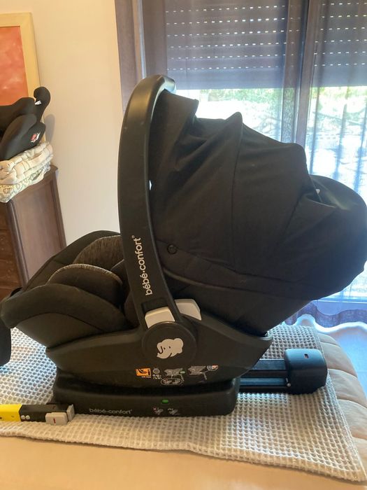 Cadeira bebé conforto auto.