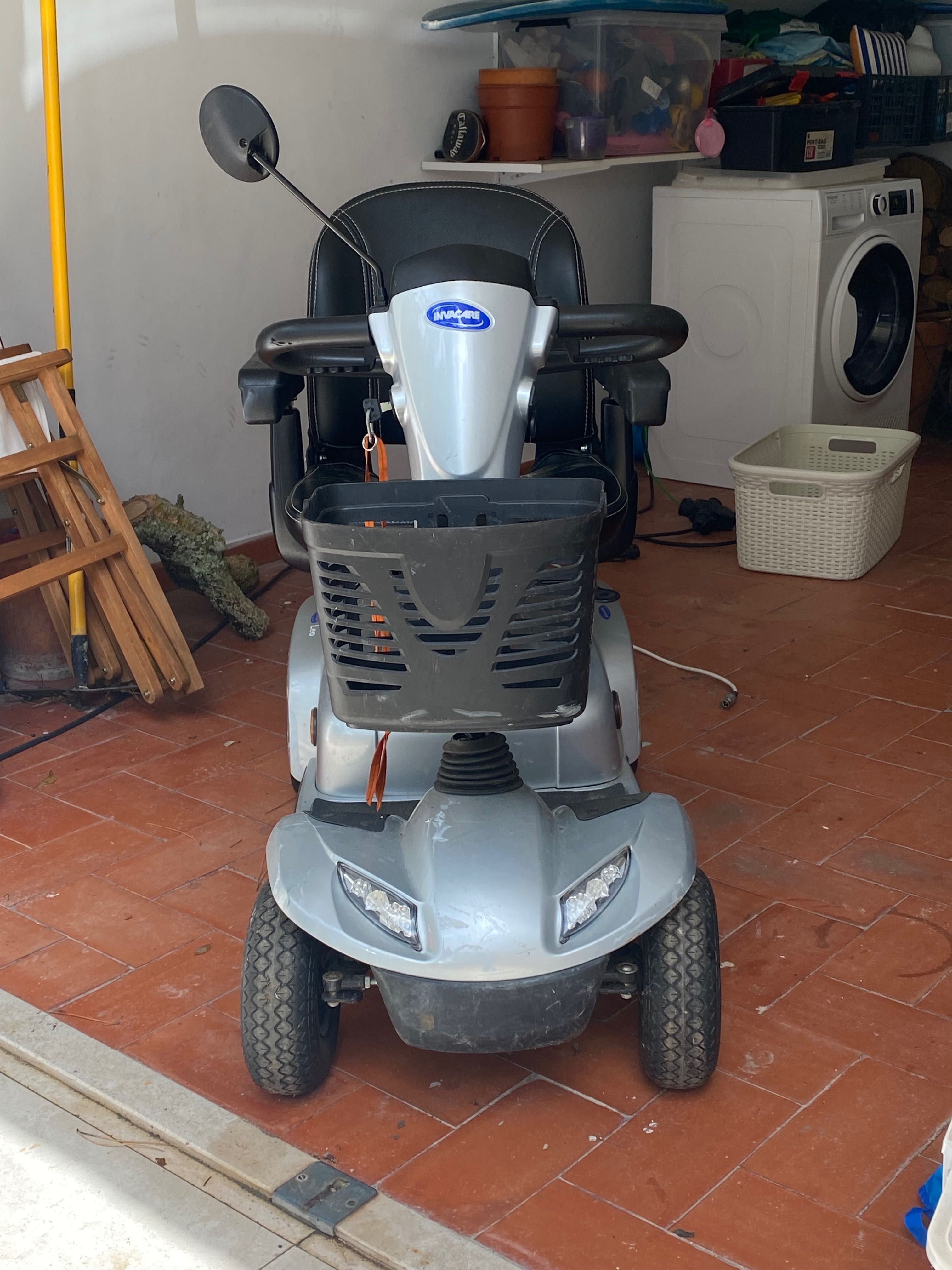 Scotter Leo invacare