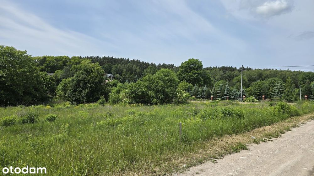 Atrakcyjna działka pod miastem - ostatnia w tej lokalizacji!