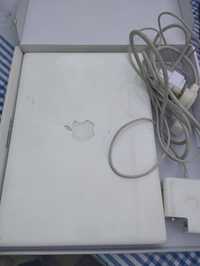 MacBook     A 1181