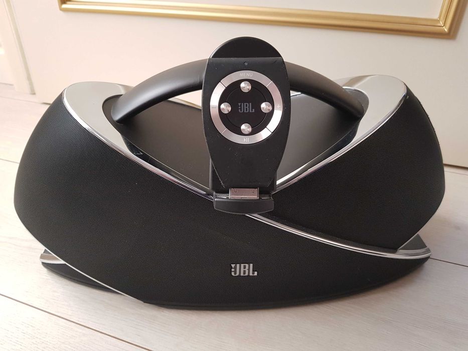 Колонка JBL On Beat Xtreme Black for iPad/iPhone/iPod состояние новой