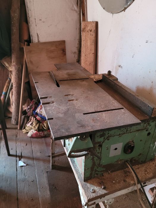 Продам станок деревообробний