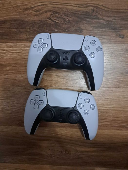 Ps5 slim 1tb digital+ 2 pady