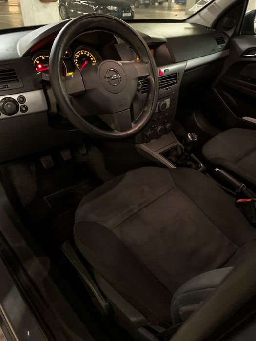 Opel Astra 1.3 Aceitamos CPLP/Passaporte/Retomas