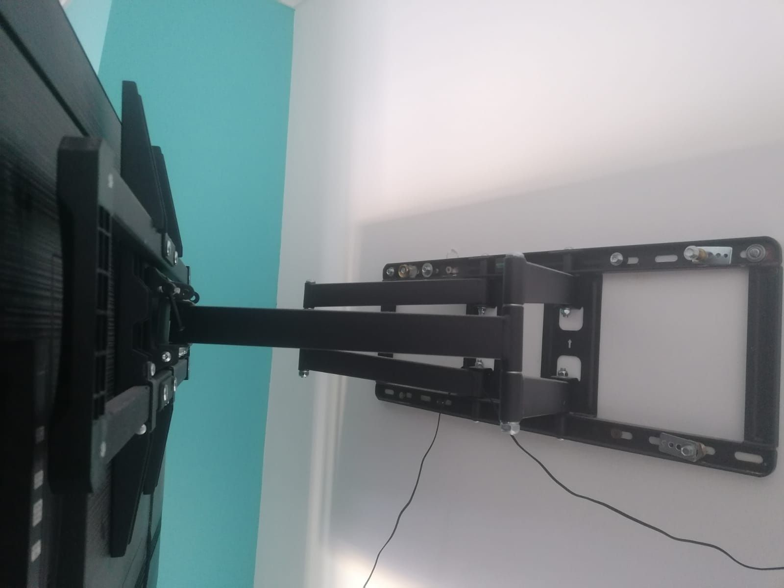 Suporte de televisão QLIVE