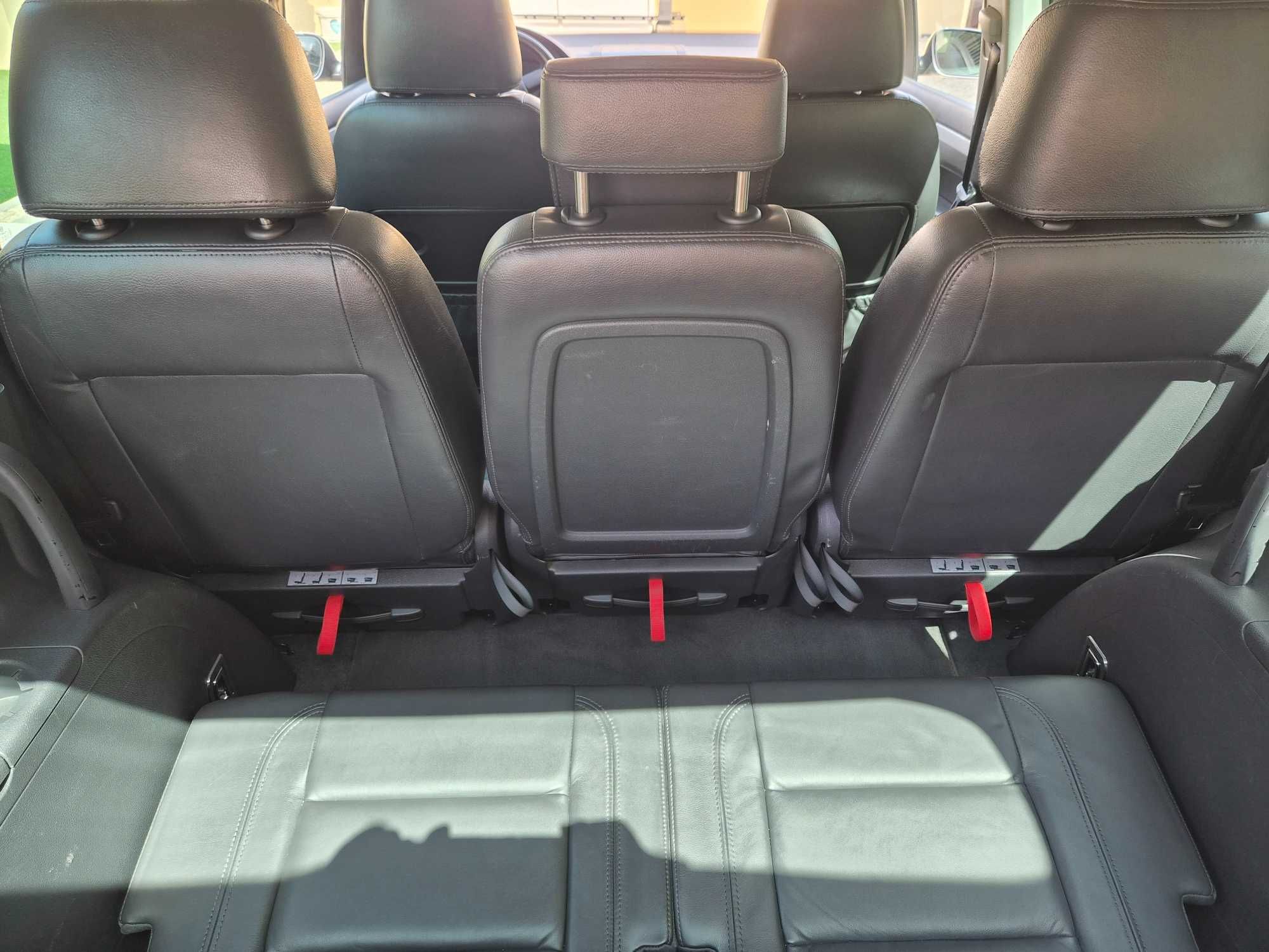 VW Touran 2004 – 7 lugares – 120.000 km – €8.000