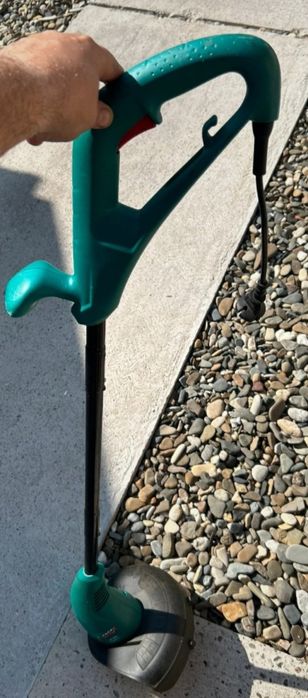 Podkaszarka Bosch i nożyce do żywopłotu