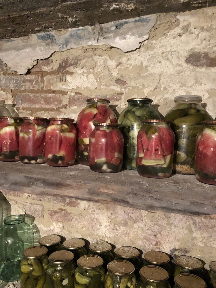 Продам консервовані овочі