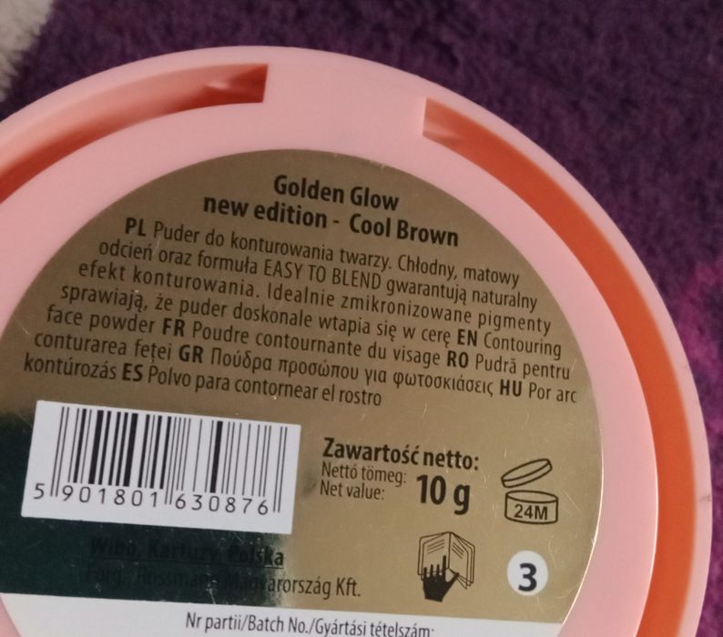 Bronzer do konturowania twarzy